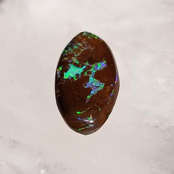 Australian Koroit Opal * 16.60 x 7.64 x 3.00mm - Picture 7 of 11